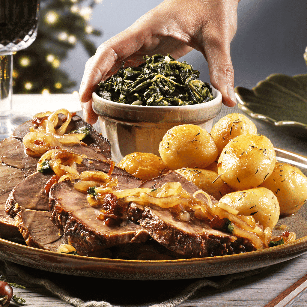 Borrego Assado com Batata e Grelos Salteados (entregas para o Natal) - COZINHA CONTINENTE
